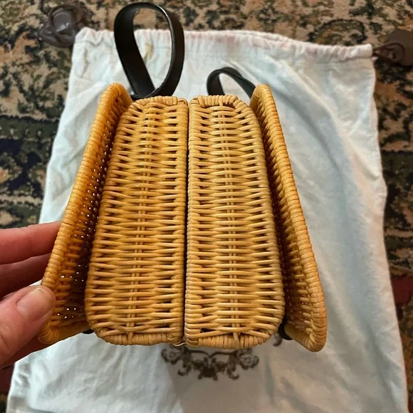 Y2K Juicy Couture Natural Tan Wicker Tote with Black Trim & Heart Lock - Picture 3 of 7